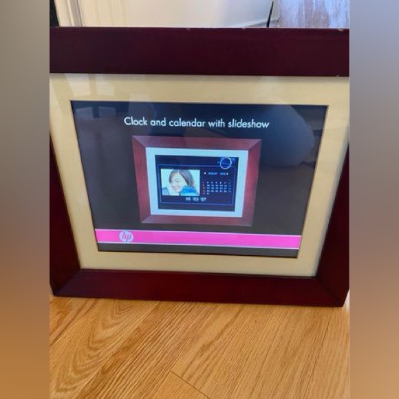 HP 12.1" Digital Picture Frame DF1200A1 Brown - Picture 2 of 7